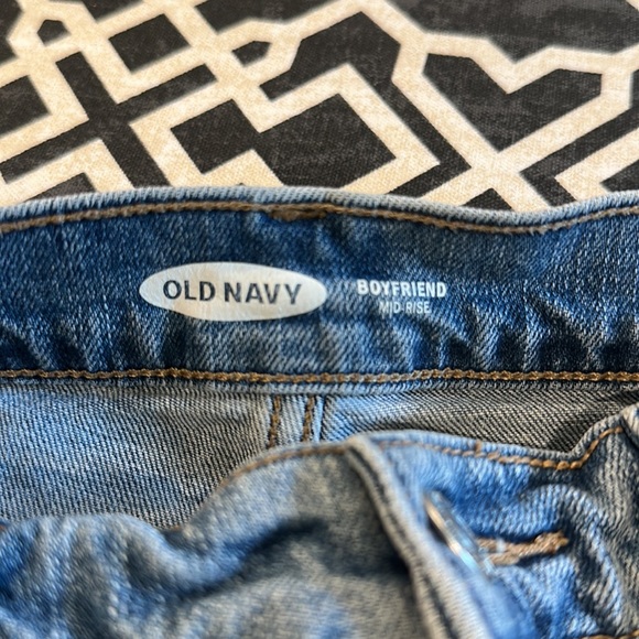 Old Navy stretch denim shorts - Picture 3 of 3